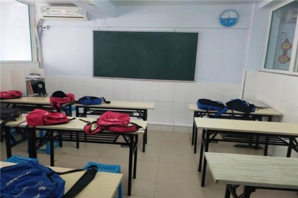 吉星照英语培训